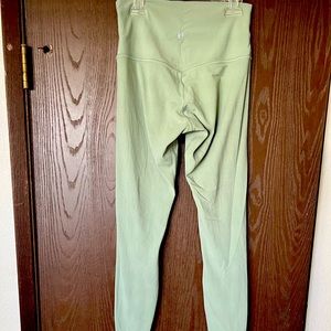 Lululemon Aligns Size 6 Green